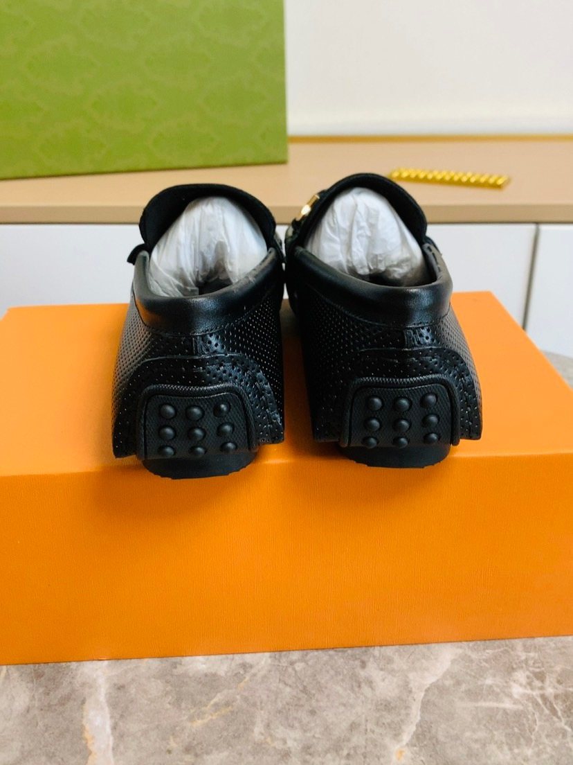 Men's Black Textured Loafers with Gold-Tone Hardware