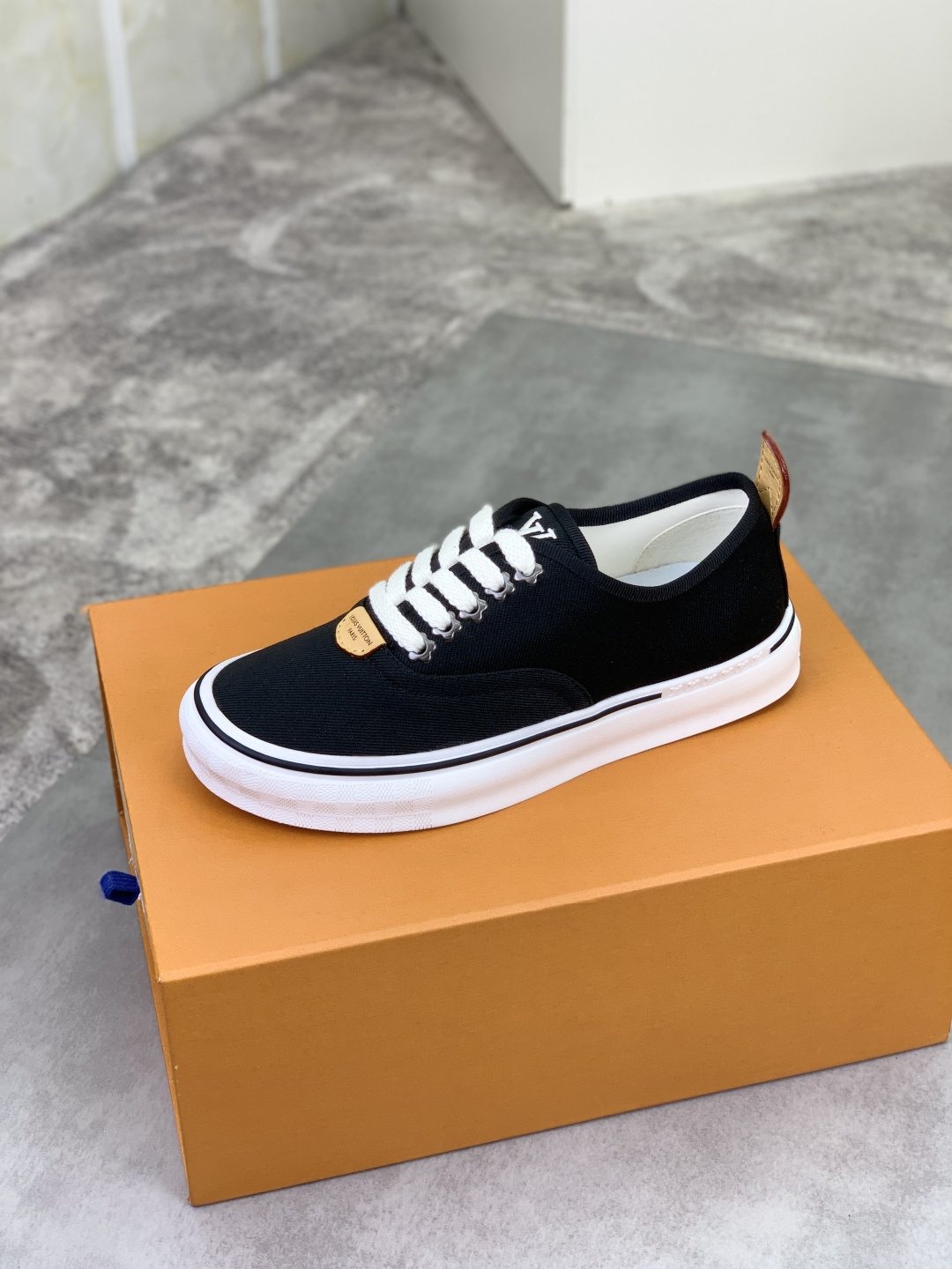 Louis Vuitton Textured Low-Top Sneakers